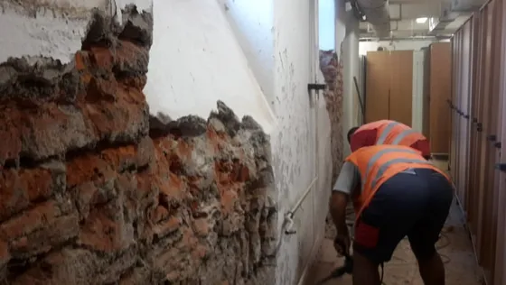 Ruční bourací práce v interiéru