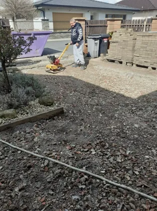 Příprava a rozprostření podkladního kameniva